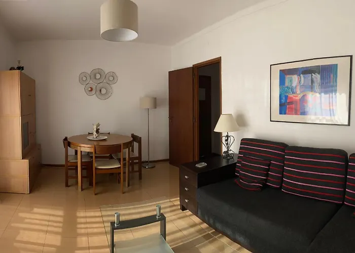 Apartament A 3mn A Pied De La Plage, A *