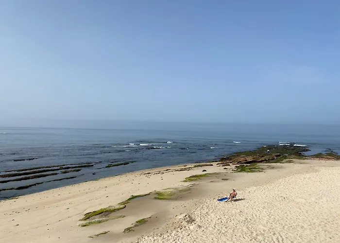 A 3mn A Pied De La Plage, A *